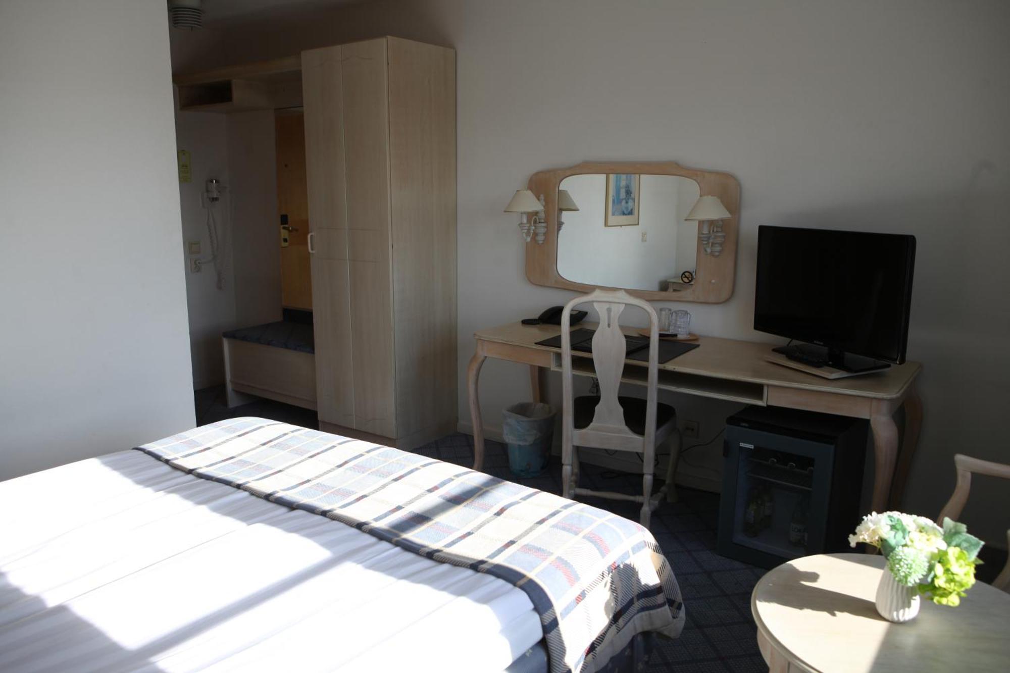 Hotel Moelndals Bro Номер фото