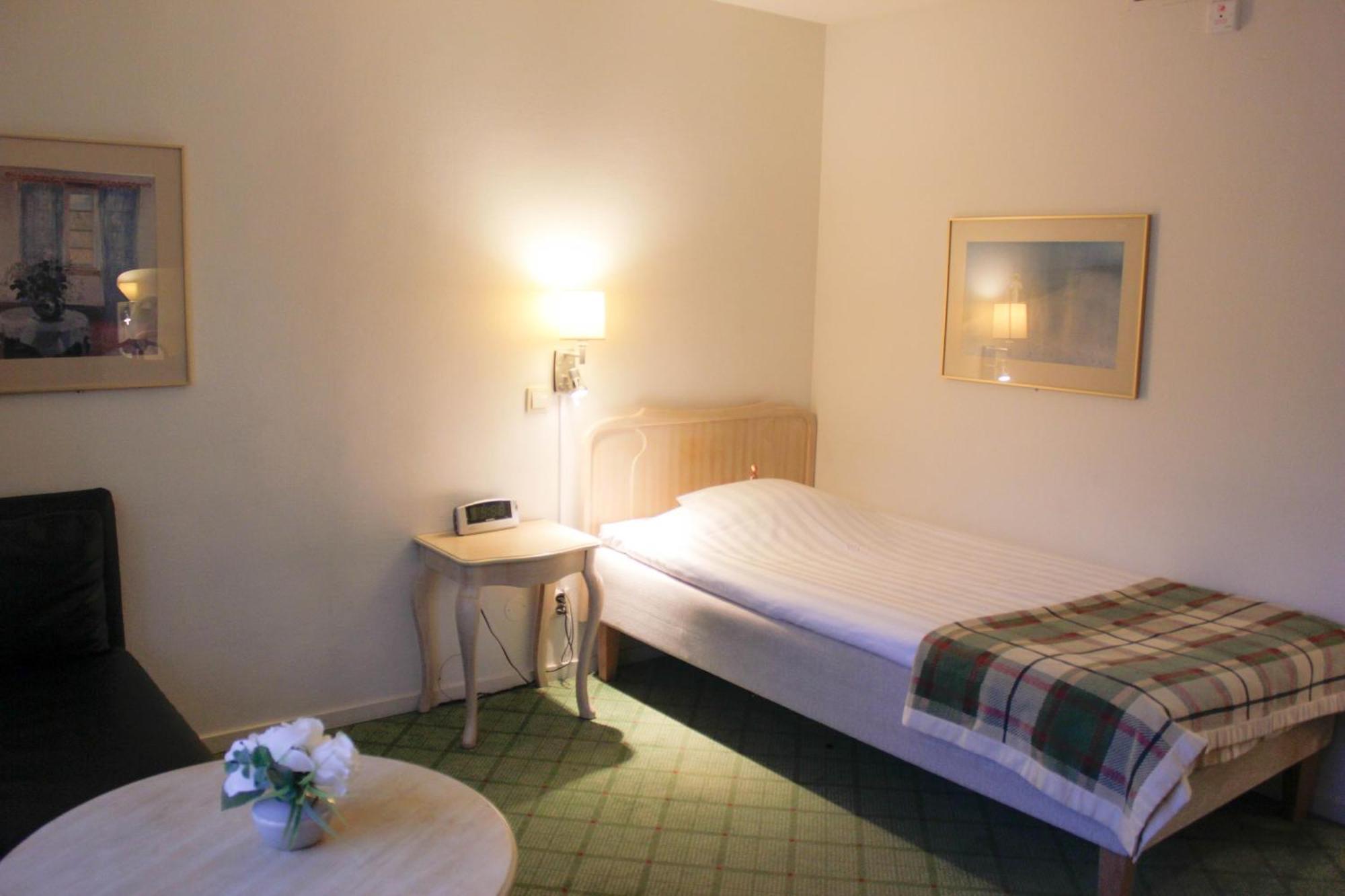 Hotel Moelndals Bro Екстер'єр фото