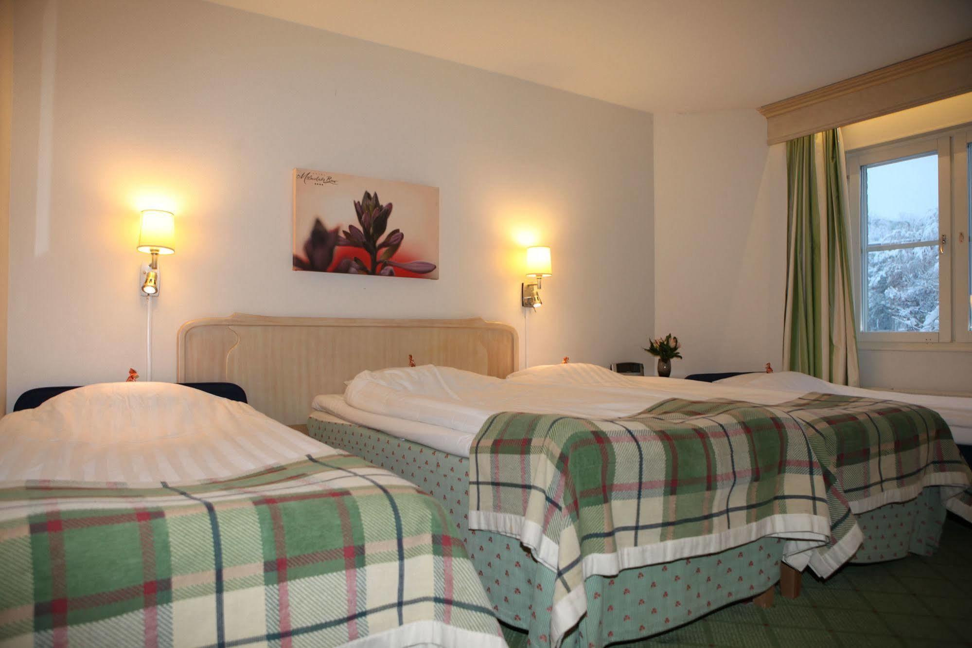 Hotel Moelndals Bro Екстер'єр фото